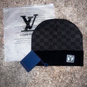 Louis Vuitton Black and grey Checkered Beanie